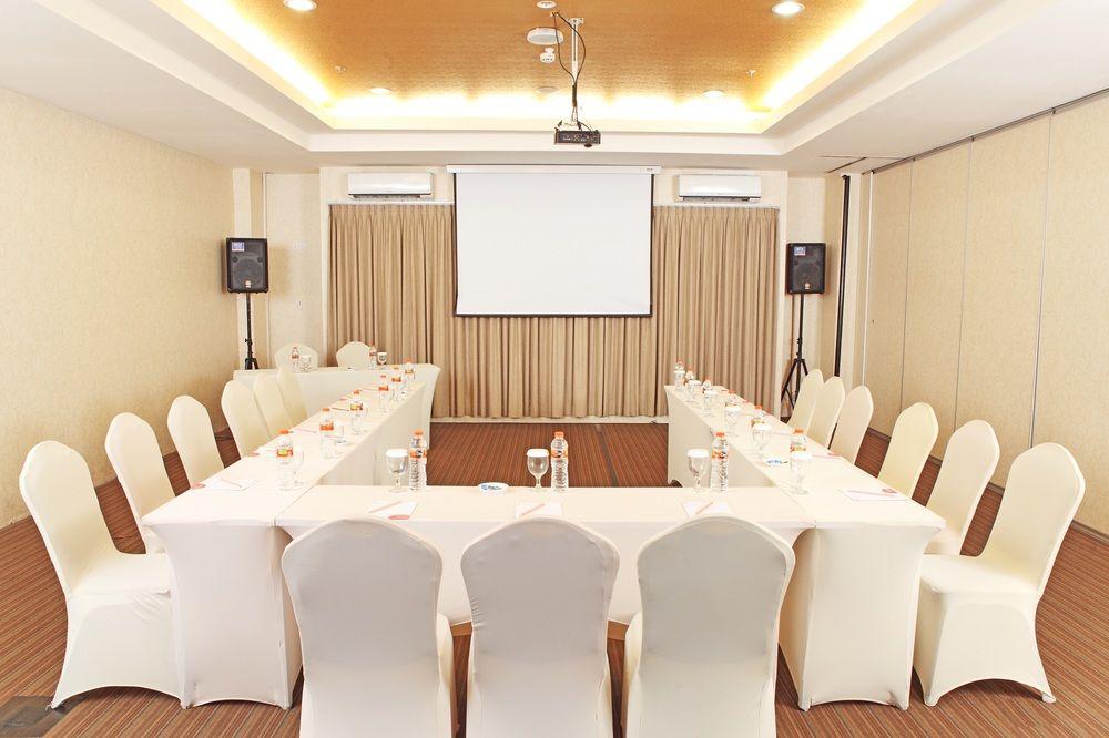 יוגיאקרטה Luxury Malioboro Hotel מראה חיצוני תמונה