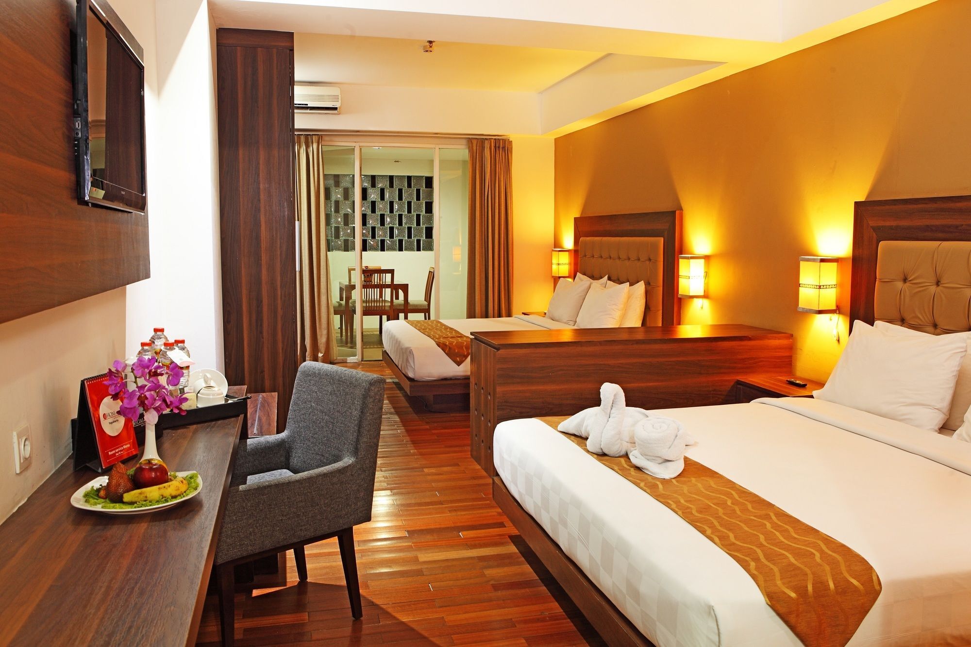 יוגיאקרטה Luxury Malioboro Hotel מראה חיצוני תמונה